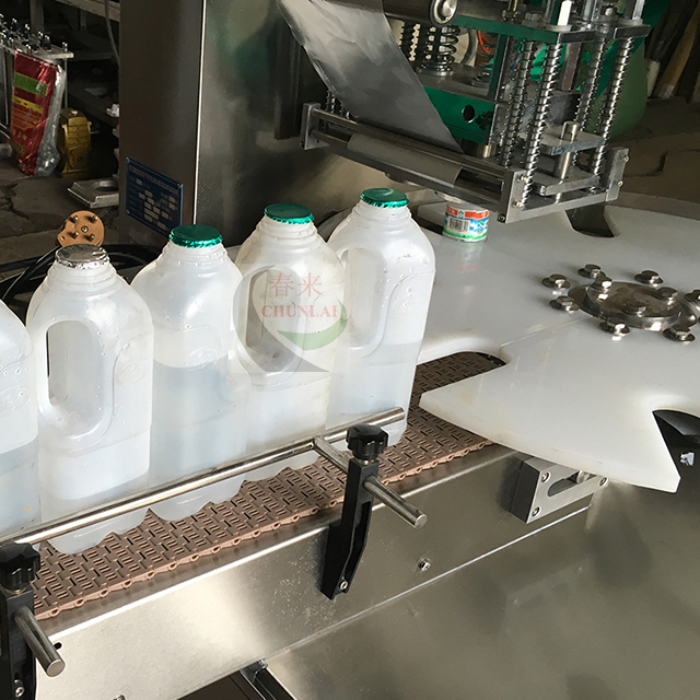 KIS-1800 Botella Rotary tipo leche sellado de la máquina